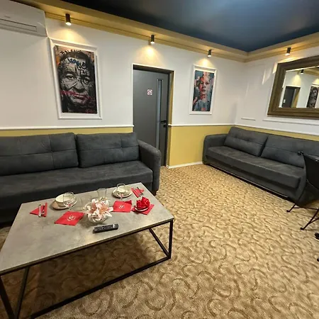 Nova Executive Free Parking * קריובה